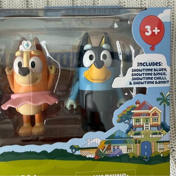 Bluey The Show Figures NEW Posable Figs Showtime Bingo Chilli Bandit Pretend Toy - Picture 2 of 9